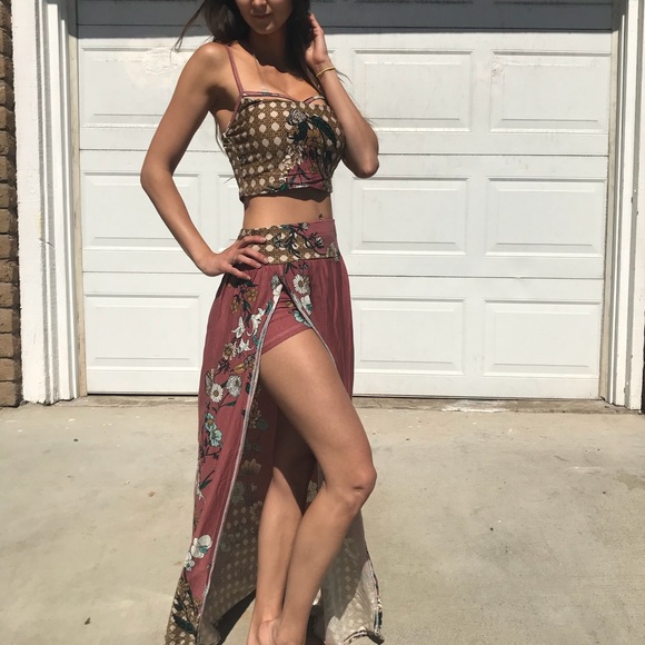 Unique Brazilian Summer Set - Picture 2 of 6